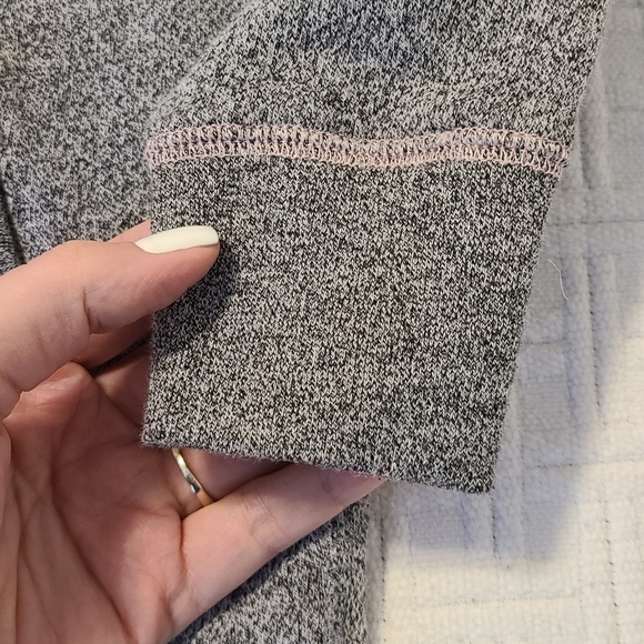 Girls hooded cozy dress - Picture 3 of 4